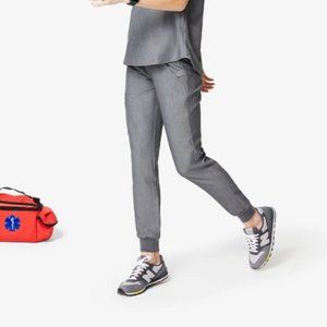 Figs Zamora Scrub Joggers - small petite